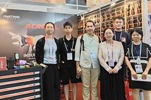 MAXXTOOLS 2023 Attened Exhibition Picture Metting With Old & New Customers